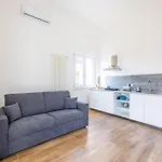 Sunny Panoramic By Napoliapartments * Nápoles